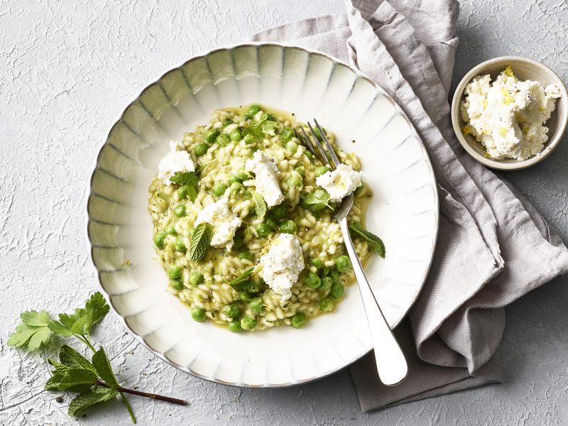 erbsenrisotteo_mit_zitronen_ricotta_010225