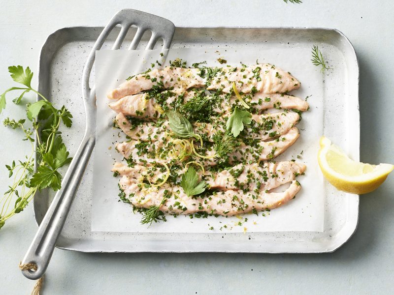 marinierter_kraeuterlachs_aus_dem_ofen_010525